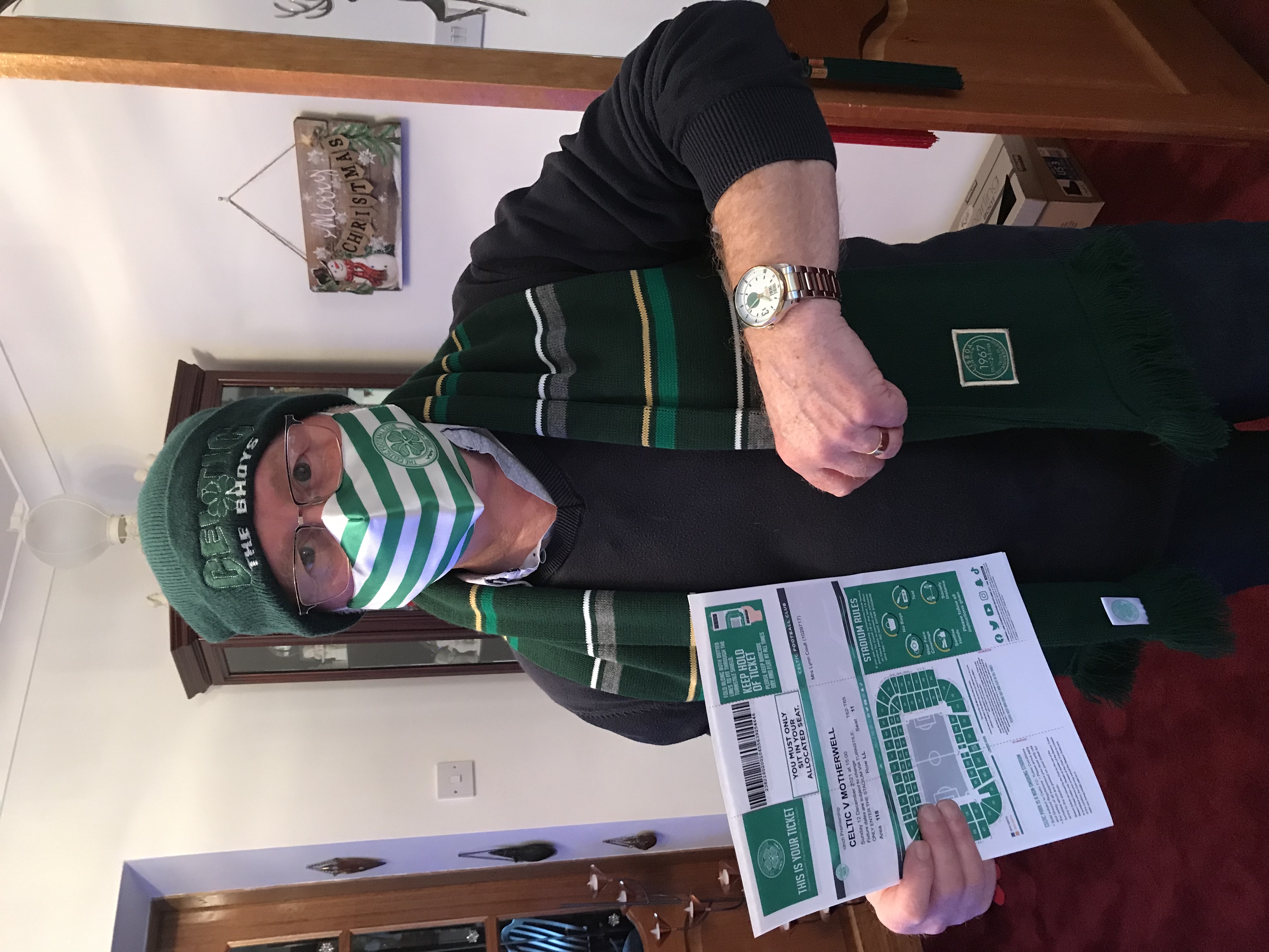 Celtic hat, Celtic Mask, Celtic Scarf and Treble Treble Watch on before going to Paradise. How can we lose?